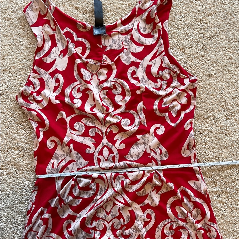 Chic Asymmetrical Red and White Dress - Picture 7 of 11